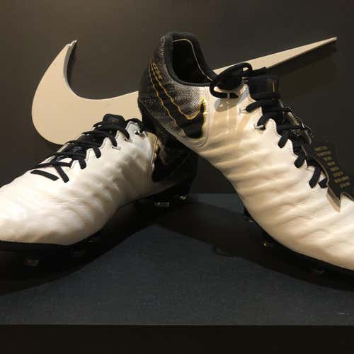 New Tiempo Legend VI Cleats