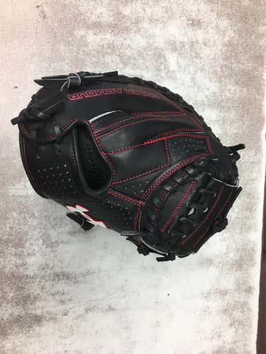 NWOT Under Armour UACM-PRO1 Catcher’s Mitt