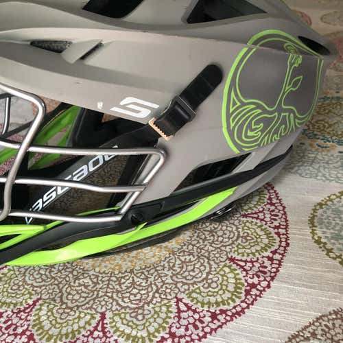 S Helmet Adult