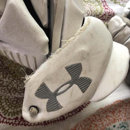 Engage Lacrosse Gloves