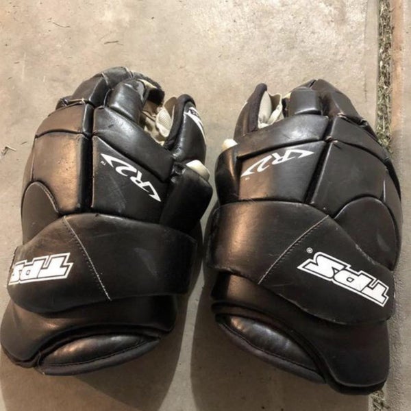 Senior gloves