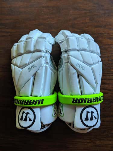 Custom Warrior Evo Lacrosse Gloves
