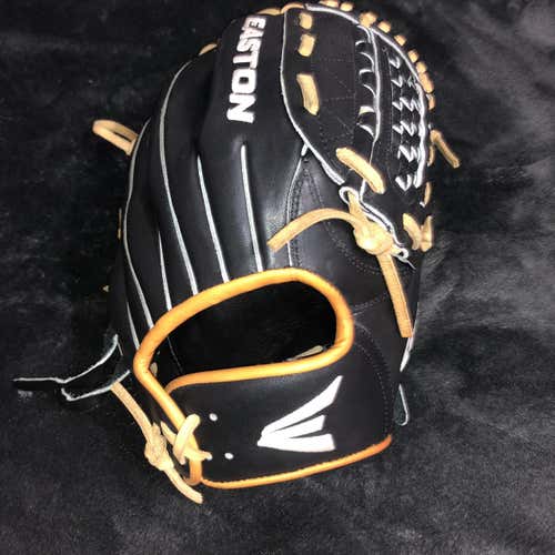 NEW Easton Professional Model Baseball Glove 11.75 Inches