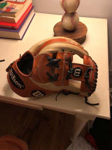 A2K Baseball Glove