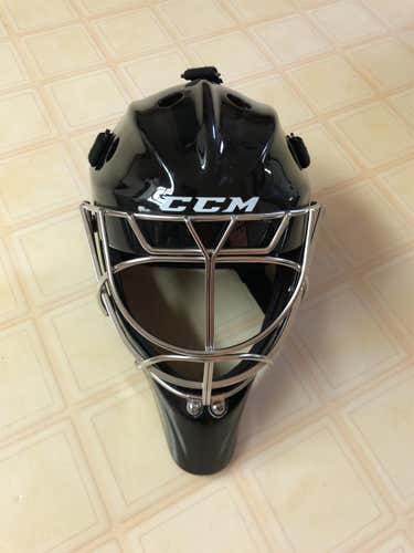 CCM 9000 Medium Goalie Mask