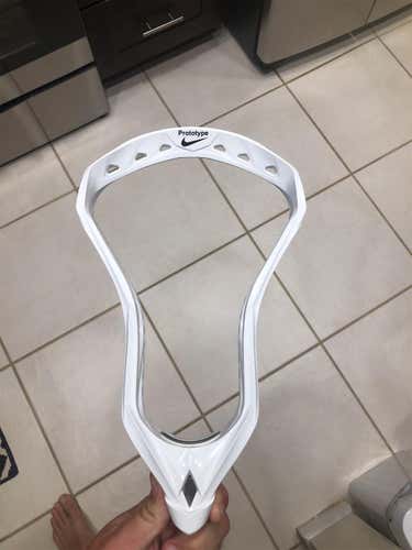 New Prototype Version of Nike Alpha Elite Head