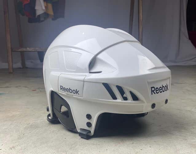 Reebok Helmet || Senior  Sz.M