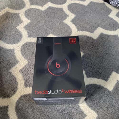 BRAND NEW Beats Studio 3 Wireless