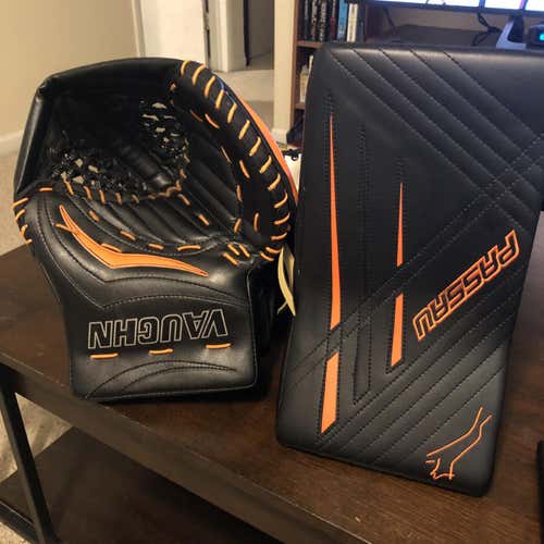 Pro V Elite Pro Carbon Goalie Glove & Blocker Regular Senior Pro Stock