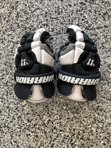 Warrior Riot II Lacrosse Gloves