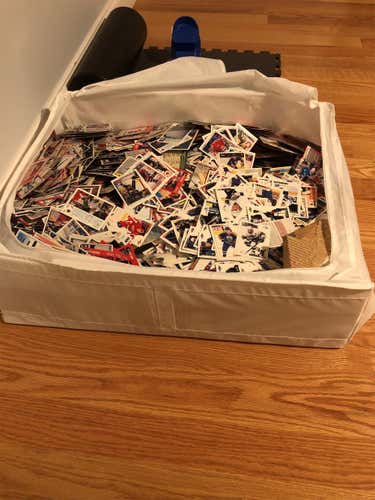 Thousands Of Vintage Hockey Cards