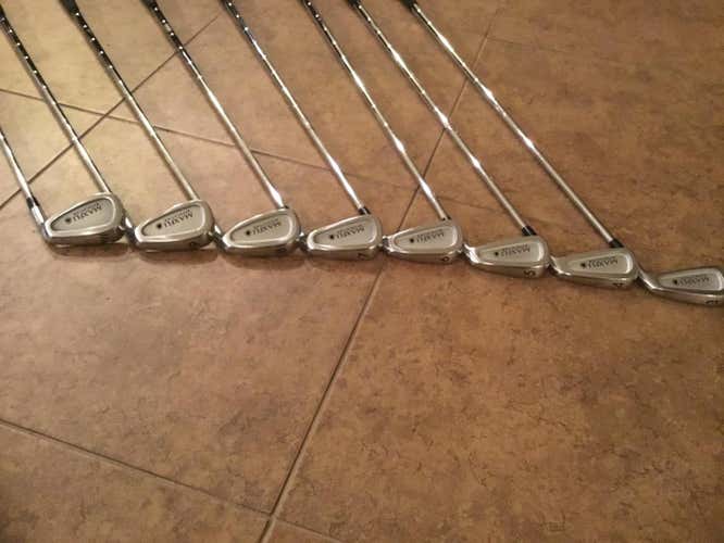 Maxfli Revolution Black 8 Piece Iron Set #3-PW