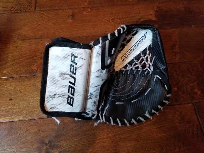 Bauer Prodigy 2.0 Goalie Glove & Blocker Regular Youth