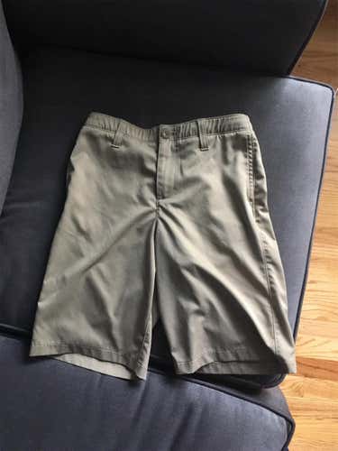 New Under Armour Light Brown Golf Shorts Size 12