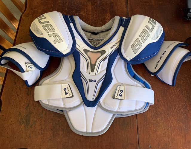 New Nexus 1N Shoulder Pads Senior