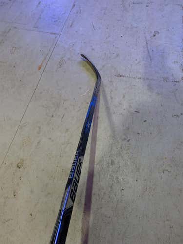 New Bauer Nexus 1N Hockey Stick Righty P28 87 Flex