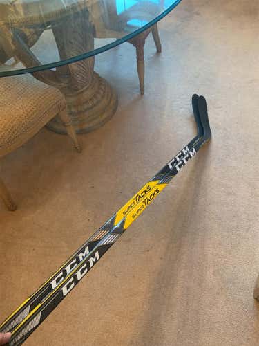 CCM Trigger ASY (dressed as Super Tacks) Stick 60 Flex P46 Left
