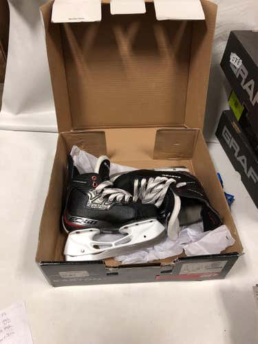 New Easton Hockey Skates Junior Size 2