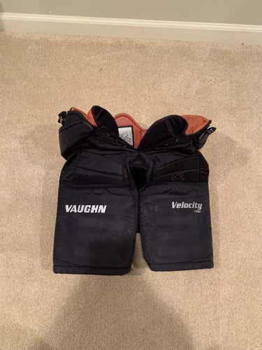Vaughn Hockey Goalie Pants M/L Intermediate