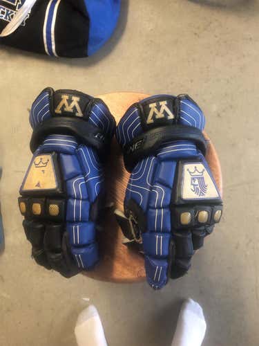 King Goalie Gloves