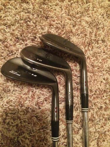 Cleveland Wedge Set  52,56,60  Righty
