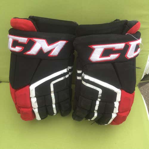 30k Gloves Senior