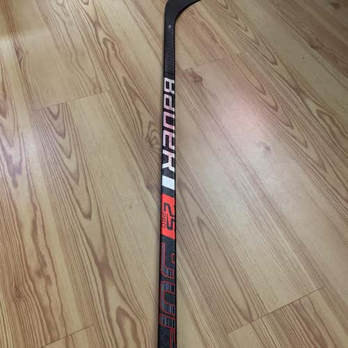 Like New Pro Stock Bauer 2s PRO Benn Pro Curve