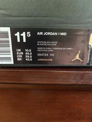 Used Air Jordan 1 Mids