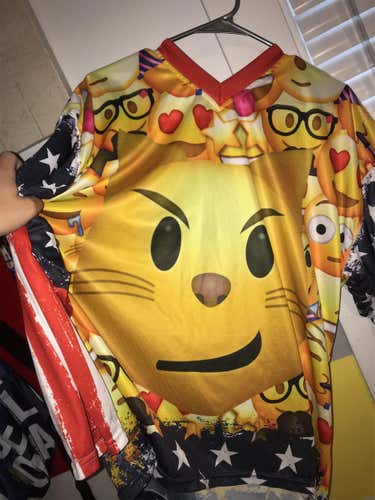 Usa Emoji jersey