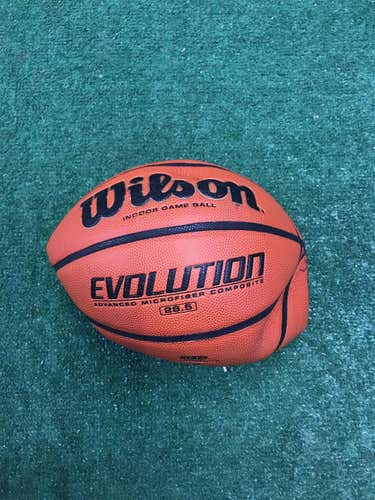 New Wilson Evolution Basketball 28.5