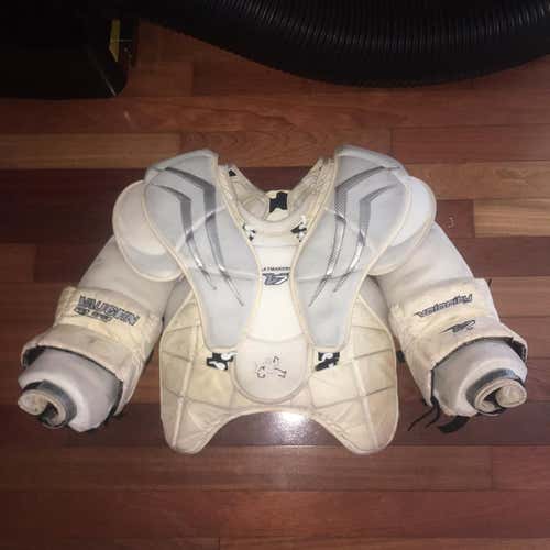 London Knights Vaughn V7 Pro Chest & Arm