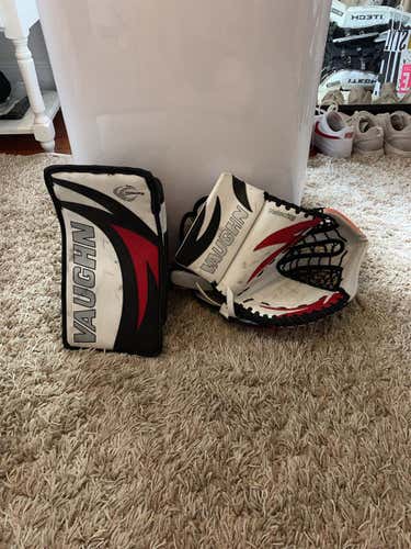 Velocity 7200 Goalie Glove & Blocker Regular Junior