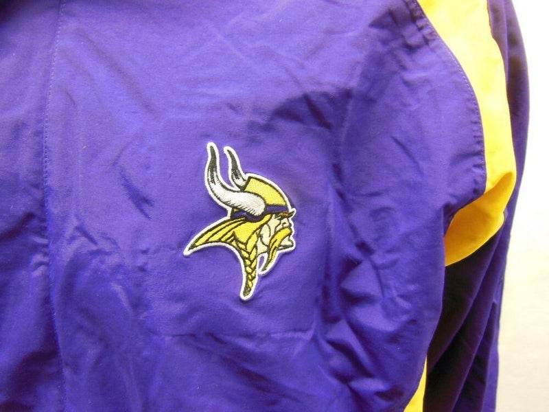 Reebok NFL Men's Minnesota Vikings Pullover Hooded Packable