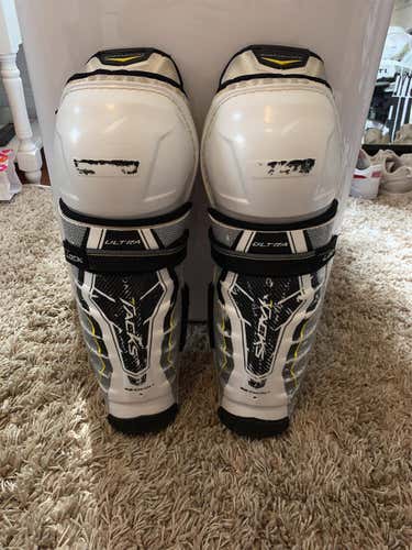 Ultra Tacks Shin Pads Senior