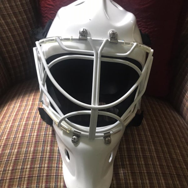 Bauer Profile 940 (Senior) White New Cat Eye
