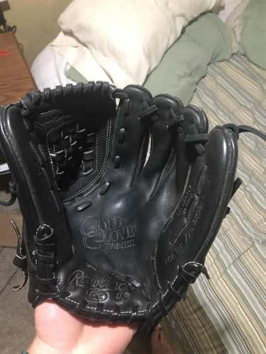 Gold Glove Baseball Glove