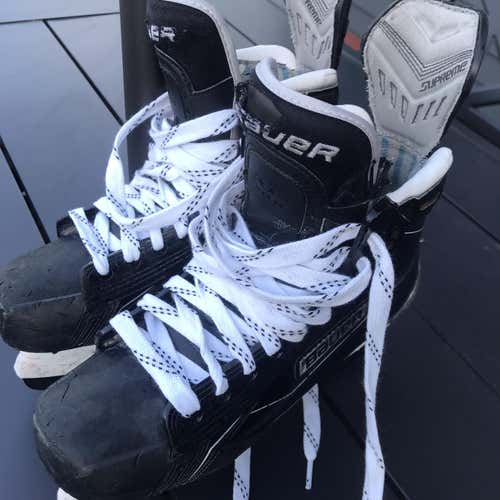 Supreme MX3 Hockey Skates Junior Size 5.5