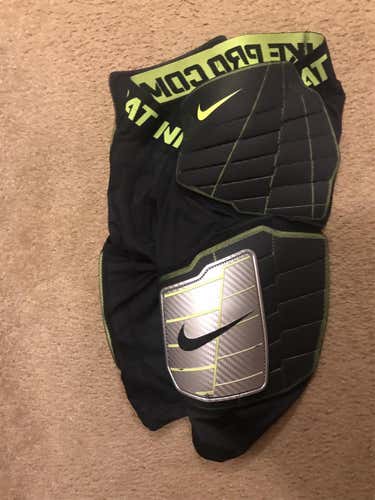 Nike Compression Adult
