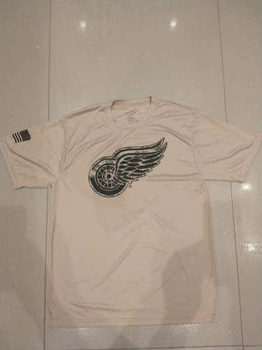 Detroit Red Wings camo wicking shirt