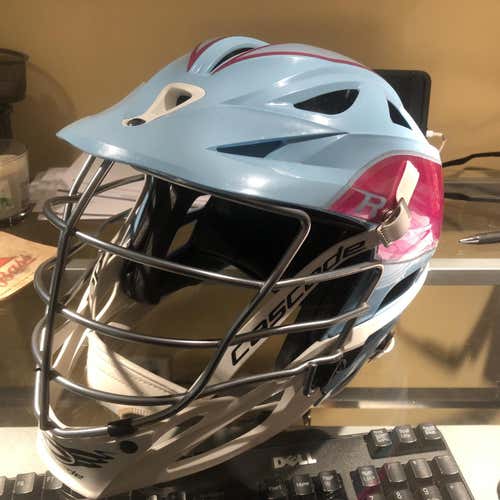 R Helmet Adult