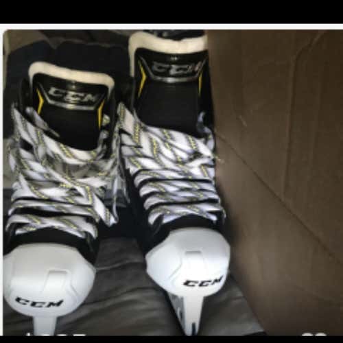 CCM Tacks 9080 Goalie Skates (Used Once)