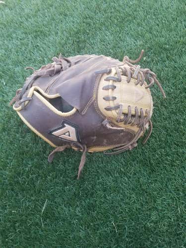 Akadema Catcher's Glove