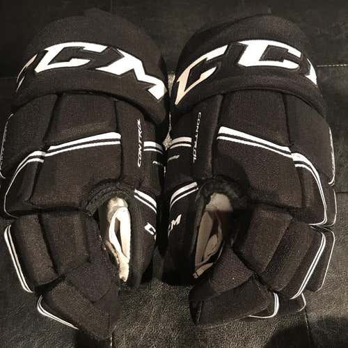 New CCM Gloves Senior Pro Stock
