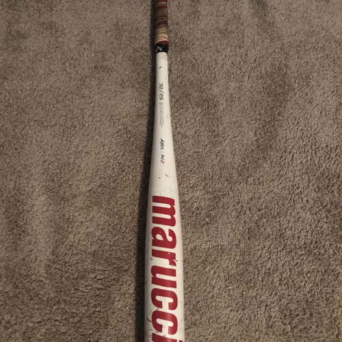 CAT 7 Bat
