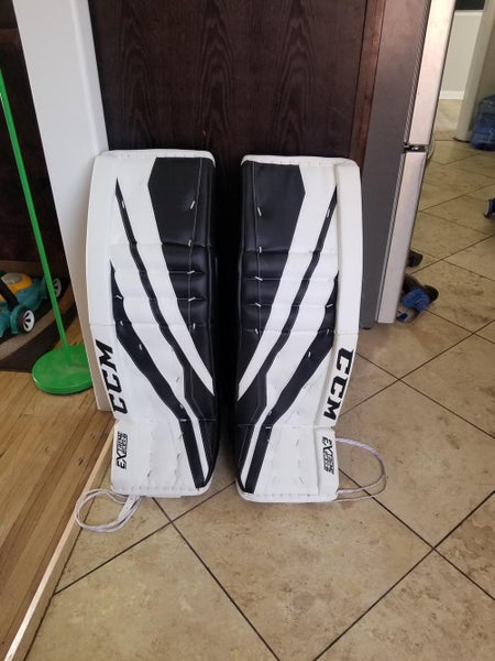 CCM Extreme Flex lll Goalie Leg Pads Senior Pro Stock