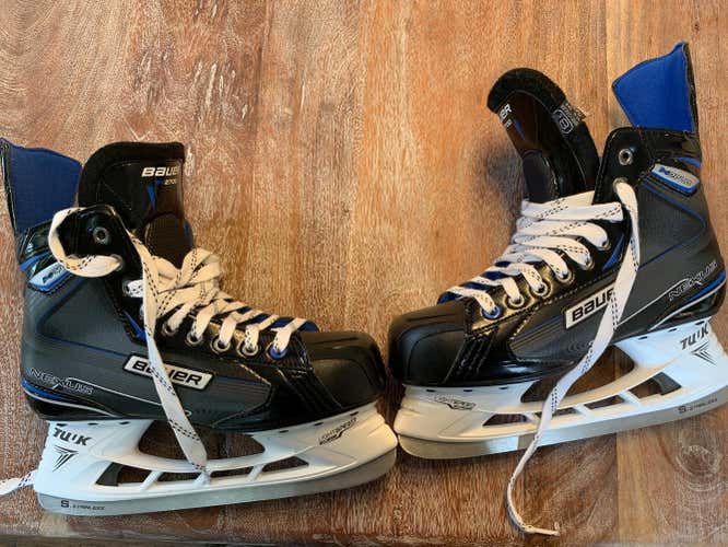 Like New, Bauer Nexus N2700 Skates