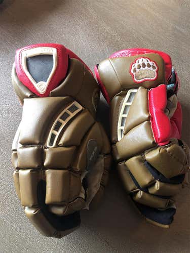 BROWN UNIVERSITY FINAL FOUR ROME RX3 GLOVES