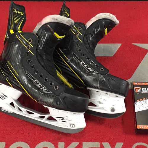Super Tacks Hockey Skates Senior Size 7.5