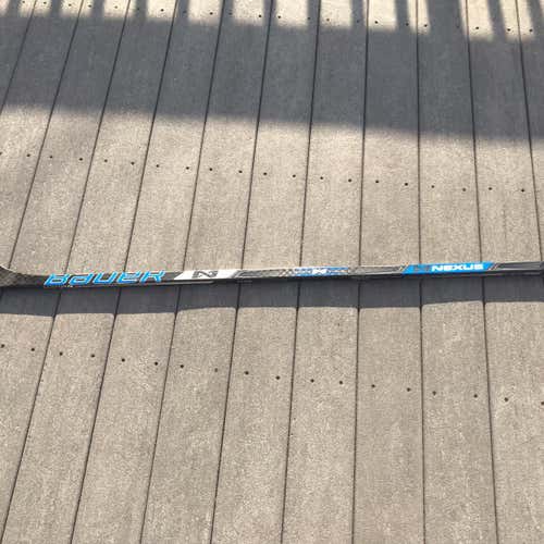 Team Nexus Hockey Stick Righty Toe Senior Pro Stock