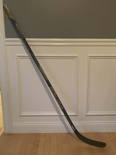 Bauer Supreme S160 Hockey Stick Righty Mid Senior Pro Stock